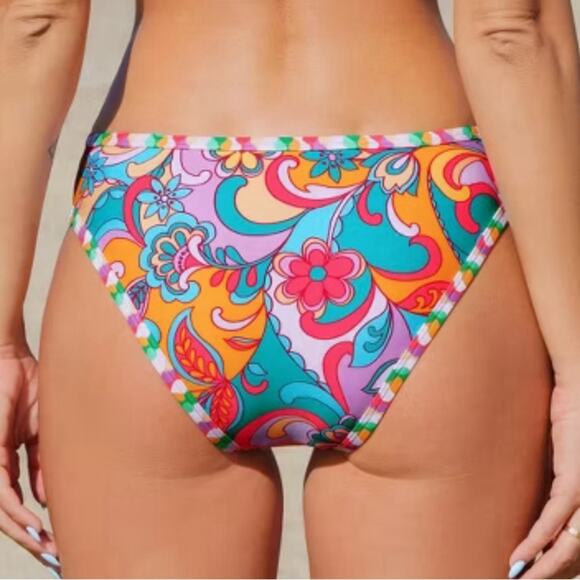 Woman’s Cupshe Women's Boho Wavy Cutout Bikini Bottoms - Picture 5 of 9